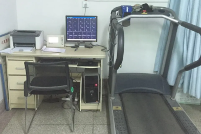 跑步机上跑几步，结果竟然不是为了健身？