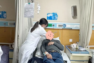 耳朵发臭、流脓、听力下降，警惕中耳胆脂瘤，仁品专家：「良性却『啃骨』，千万别拖！」