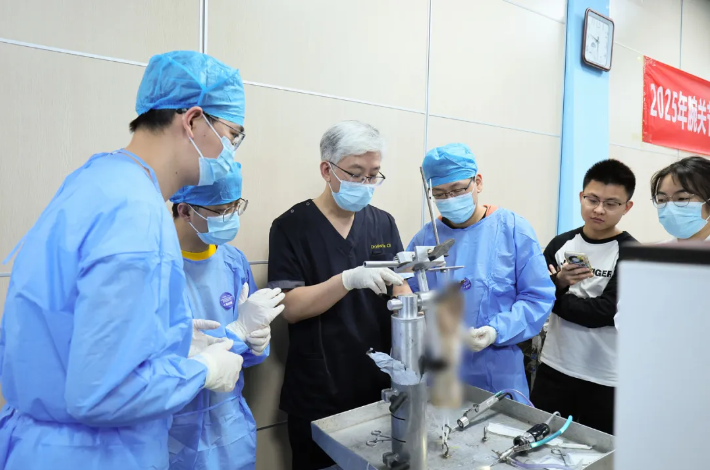 仁慈骨科 国际影响 | 齐伟亚主任团队在亚太腕关节学会手术视频大赛中赢取优胜