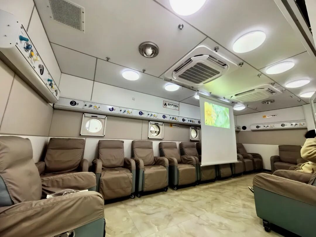 桂林医科大学二附院高压氧科开科