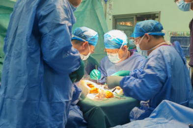 22 岁青春不该困于病痛！3D 打印「救命骨」让她的手腕重新灵活