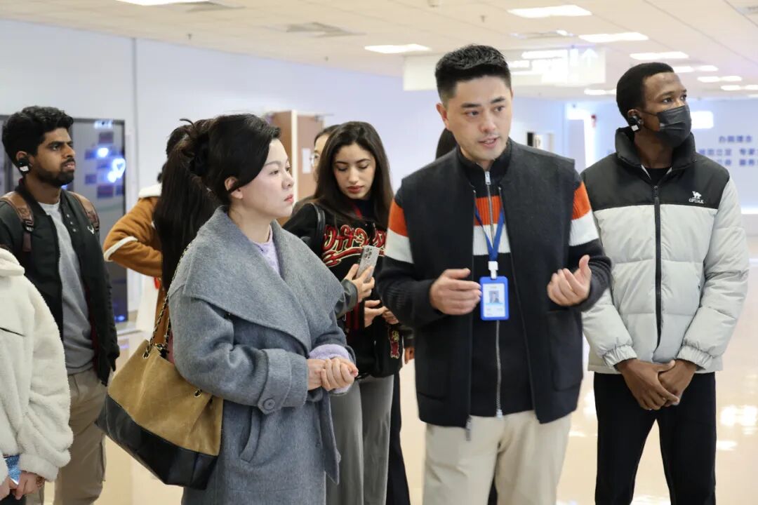 以医为桥 连接世界 | 安医大国际学院来院参访