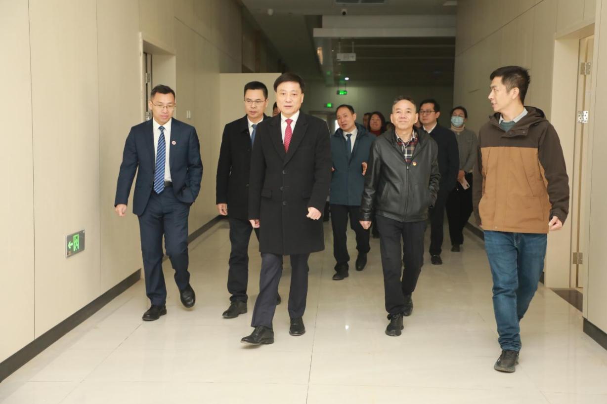 浙大一院院长梁廷波一行到南大二附院调研推进国家区域医疗中心建设工作