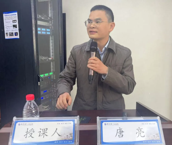 共话「心」进展,守护生命线——湘潭市《心肌炎与心肌病诊治进展》学习班成功举办