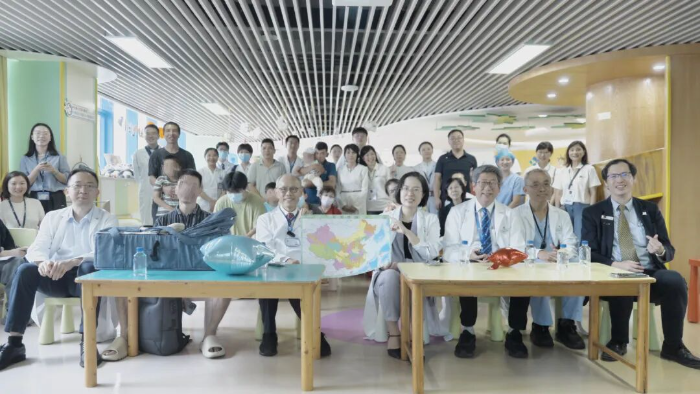 跨越五千公里的「微笑接力」!喀什唇腭裂患儿在深开启新生