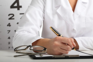 白内障提前到访？这类人尤其要警惕！