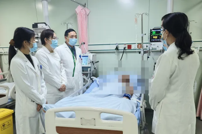 从血氧 75% 到顺利出院！阳光融和医护与「呼吸顽疾」的生死较量