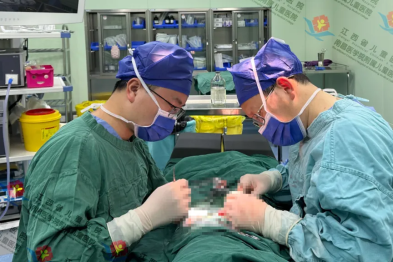 10 岁男童性早熟，竟是肿瘤！医生精准手术「拆弹」保功能