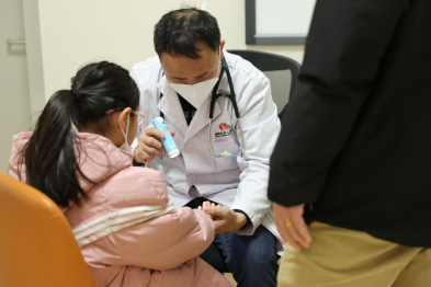 儿科医生罗志华：15 载儿医路，一双「绿手」护佑十万患儿安康