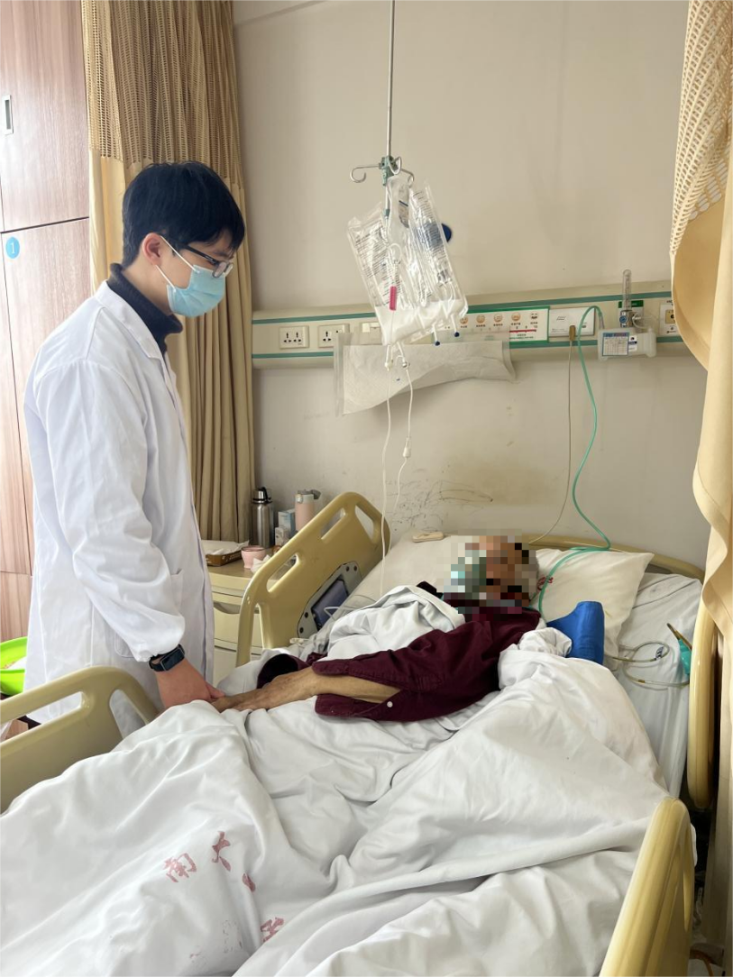 深夜三次叩门守护!南昌大学第二临床医学院学子郑昊紧急施救突发急症老人