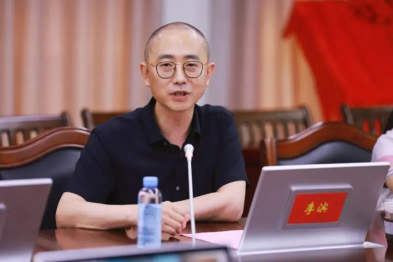 「做医生，首先要学会做人」——勤廉榜样李滨教授的立身与立业