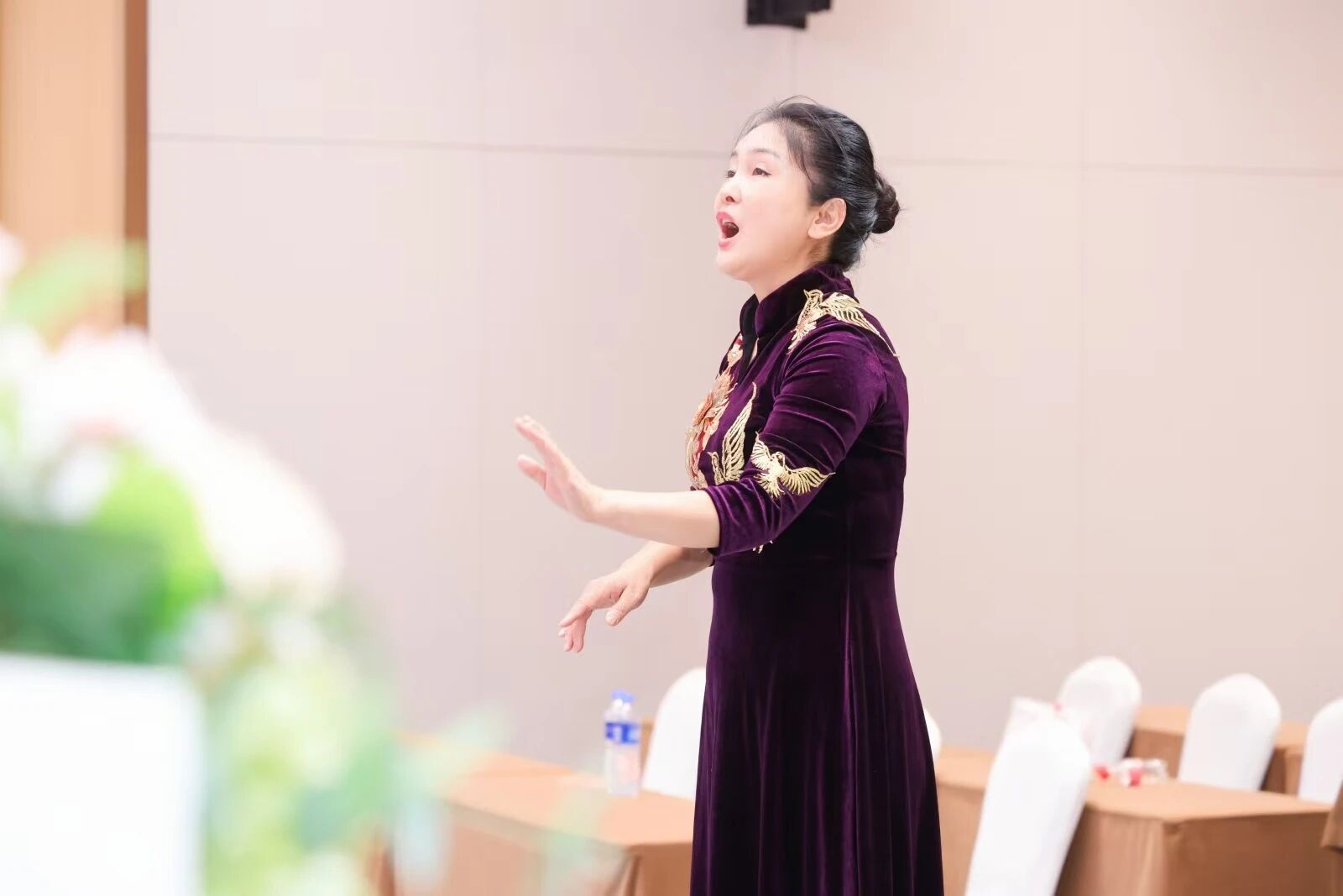 辽宁爱尔眼科医院传来嘹亮的歌声……「芳华绽放 活力晚晴」第三届中老年春晚复赛启幕