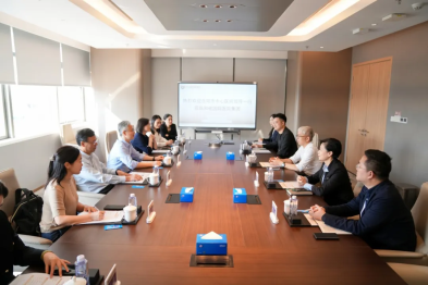 岳阳市中心医院领导一行莅临和祐参观交流