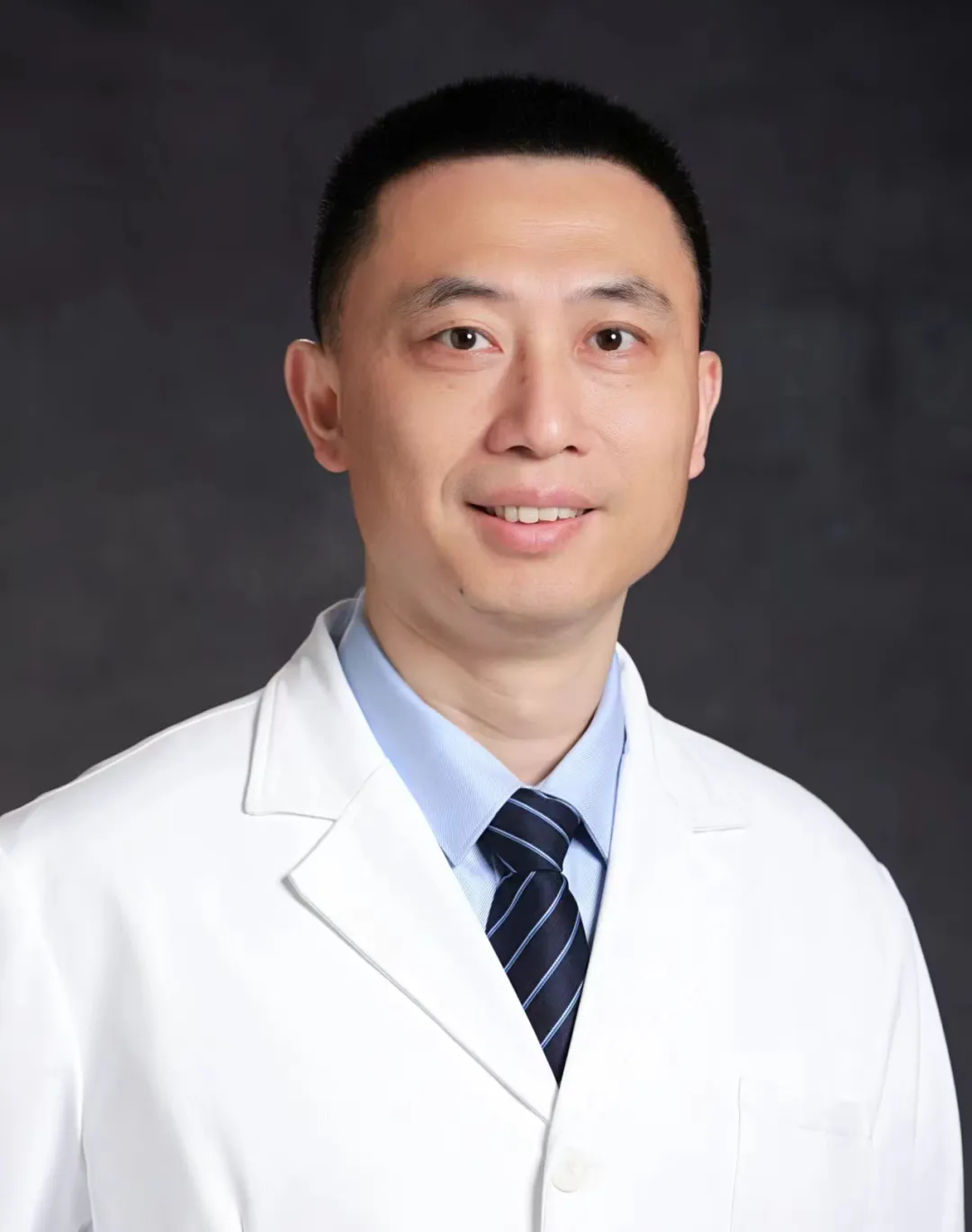 深夜，30 岁男子大口呕血！