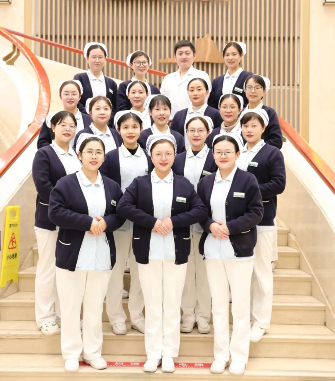 特别关注 | 跨越世纪的祝福！黄山华泽医院老年医学科为 99 岁陈爷爷庆生