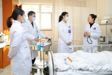 【医路引航者】以教为灯 薪火相传 ——淮安市一院儿科教学主任张荣荣