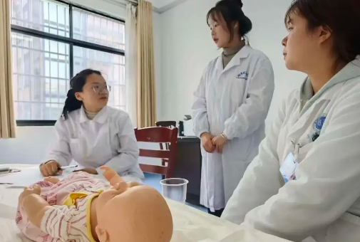 精技笃行筑梦康复 青蓝相继未来可期