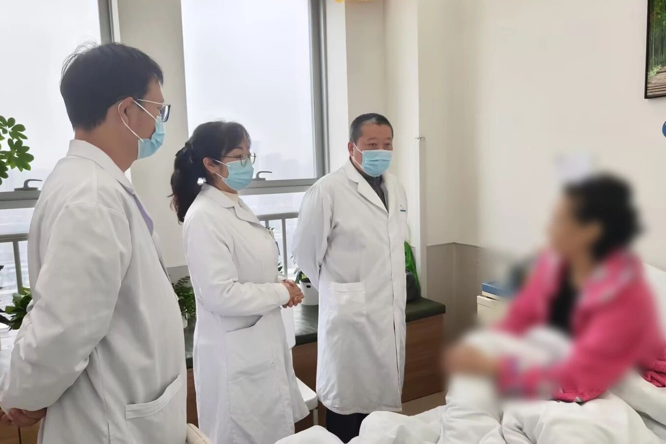 三甲力量直达！成都新华医院与市二医院肿瘤科专科联盟正式落地，牢筑生命防线