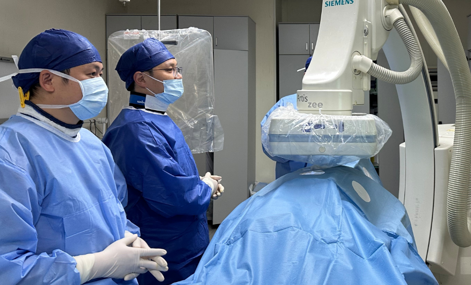 武汉大学人民医院成功救治「消化道大出血+主动脉夹层」双重致命急症患者