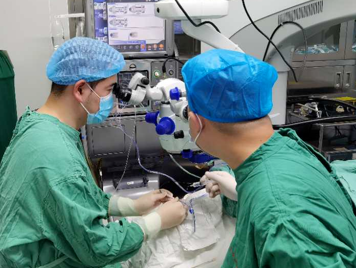 喜报丨柳州市红十字会医院雷蔚医生荣获「2025 年广西勤廉先进个人」称号