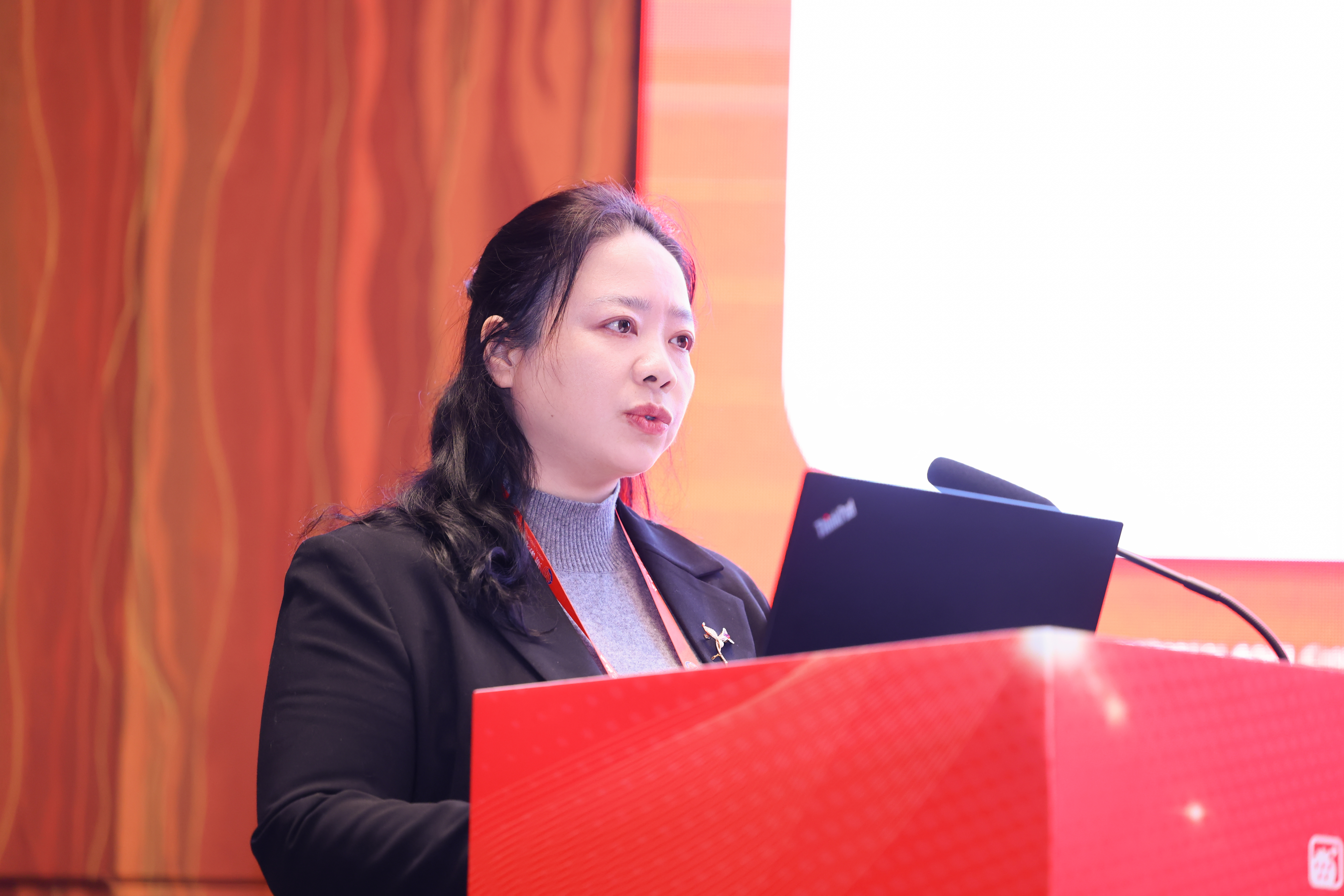 湖南省医院协会社会办医疗机构分会成功换届并举办管理与发展年会