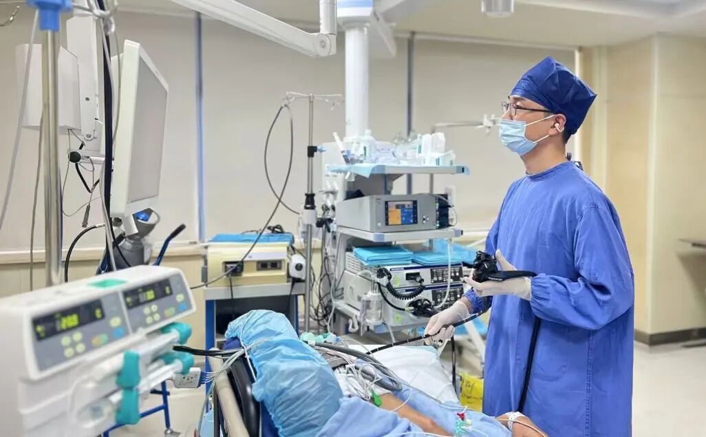 吞咽障碍 2 年，竟查出「鸟嘴样」食管！浙大四院消化内科 POEM 手术精准「解锁」