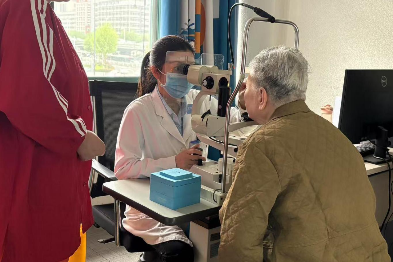 眼药水可以直接滴在眼球表面吗?武汉普瑞眼科徐静科普正确方式