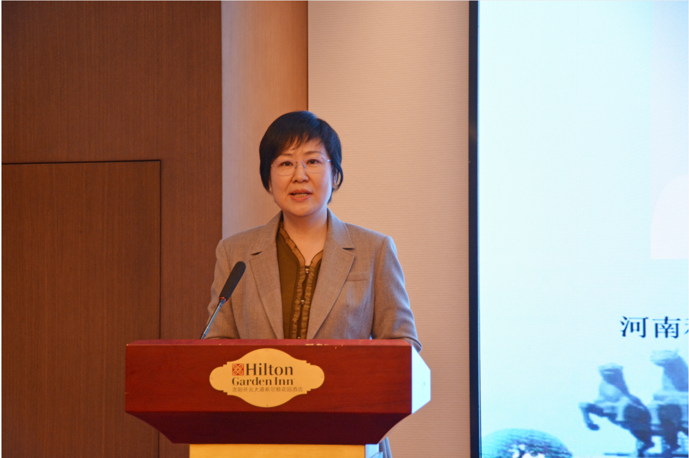 聚焦精准,靶握未来 | 洛阳市医学会肿瘤分会第二届靶向学组换届暨 2025 肿瘤精准治疗学术大会成功举办