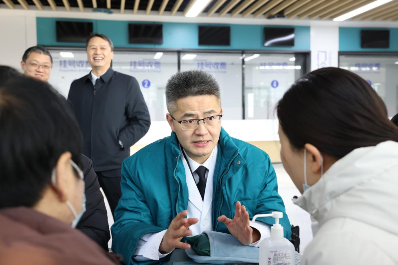 北京积水潭医院郑州医院启动大型义诊,国家区域医疗中心让北京专家服务中原