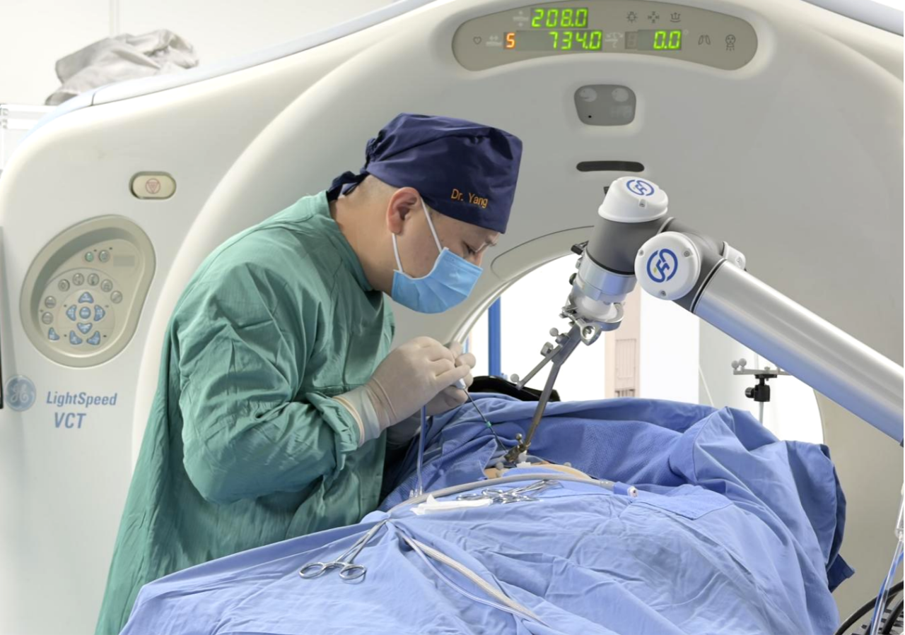 人工智能机器人「一针到位」消融肺结节!广西医科大一附院心胸外科再突破