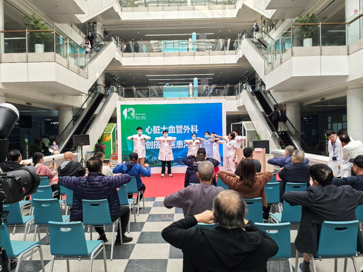 心脏「修路」不用「拆墙」？大爷听后乐开了花！