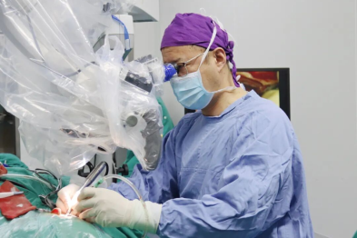 人工耳蜗「医保+集采」告别高价时代，助力听障人群重返「有声世界」