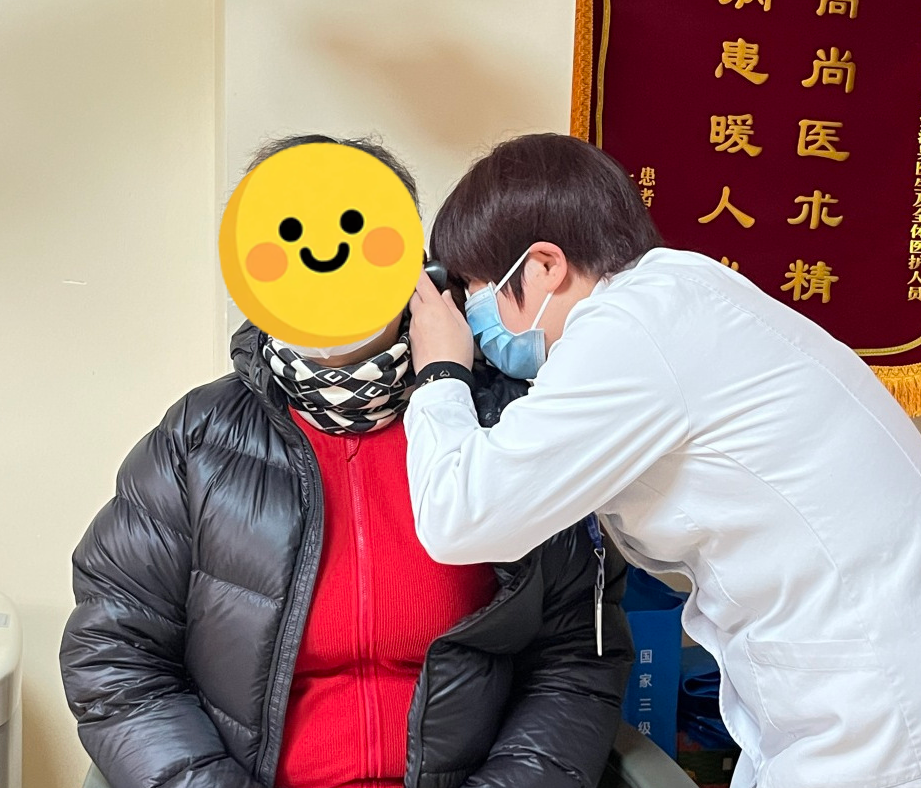 甲流好了，耳朵却「堵」了？医生：护耳要做好这 3 件事！