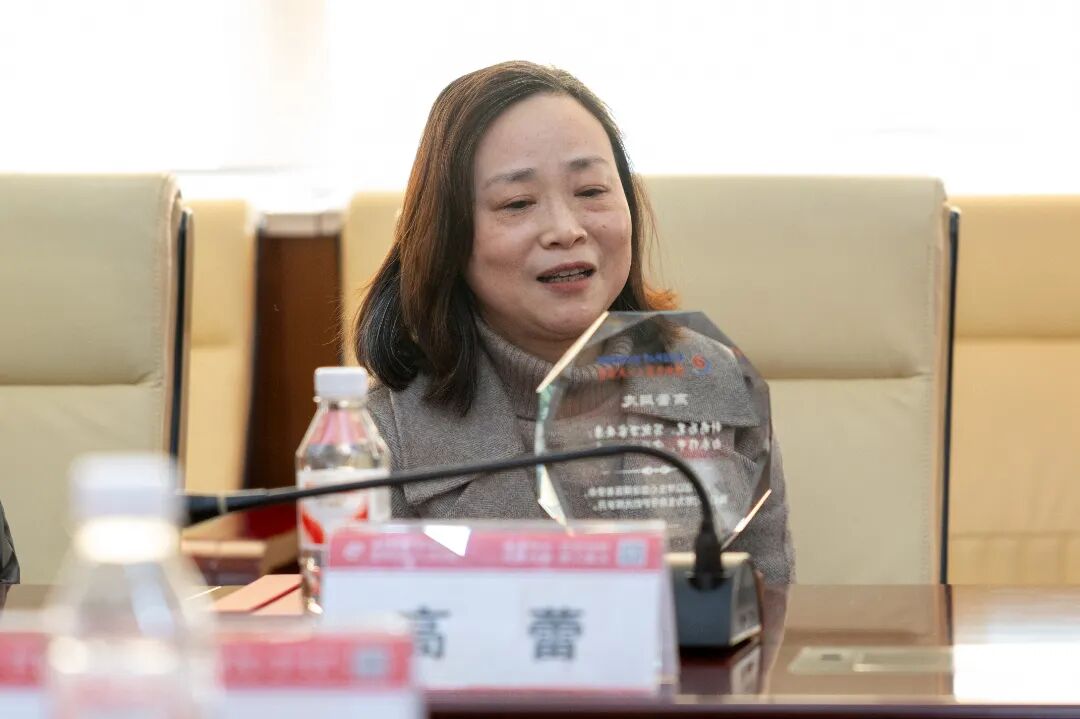 敬芳华 ，话情长——南医大三附院（常州二院）举行退休职工荣休座谈会