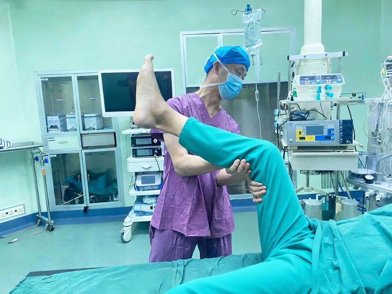 多学科协作精准破局!膝关节术后僵硬患者重获关节自由