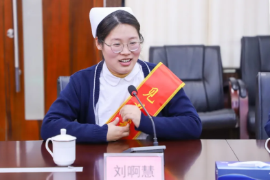 省、市见义勇为基金会亲切慰问「省见义勇为勇士」刘啊慧