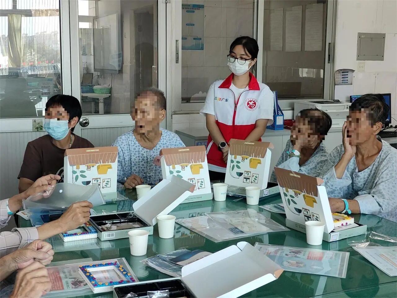 医社共照，暖愈生命——肿瘤内科「三位一体」病友会温暖落幕