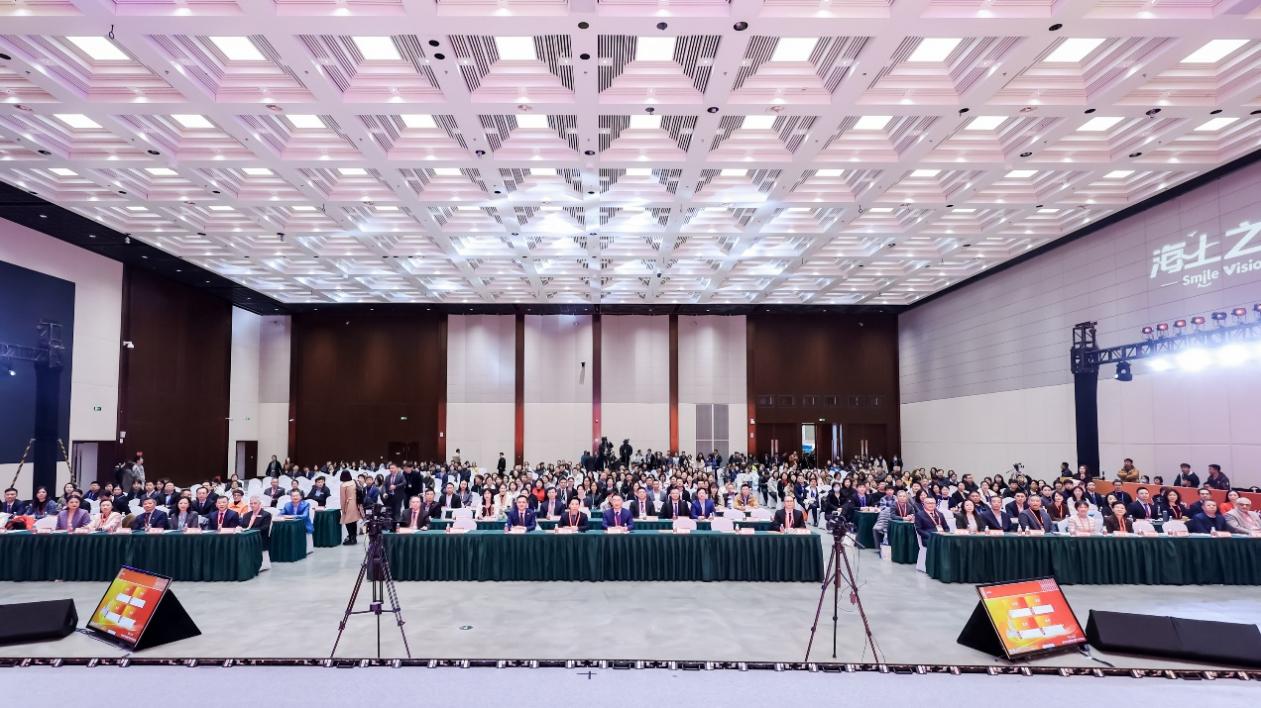 实力绽放！上大附属上海和平眼科医院载誉 2026「海上之光」盛会