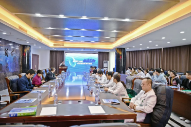 学术会议丨本溪市中心医院成功举办「碳青霉烯耐药革兰氏阴性杆菌（CRO）诊疗策略」研讨会 筑牢重症感染救治防线