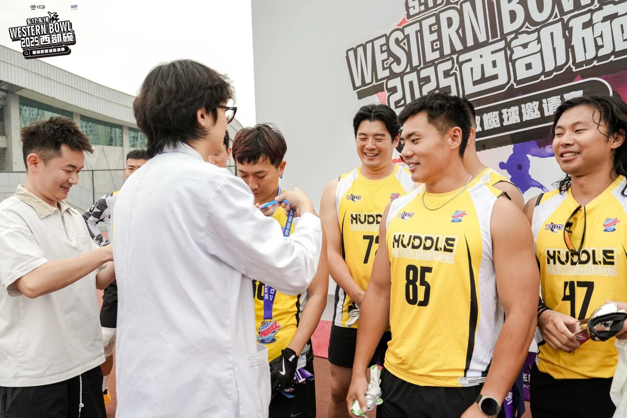 2025 新华公益纪实：以温暖之名，守护一座城的健康脉搏