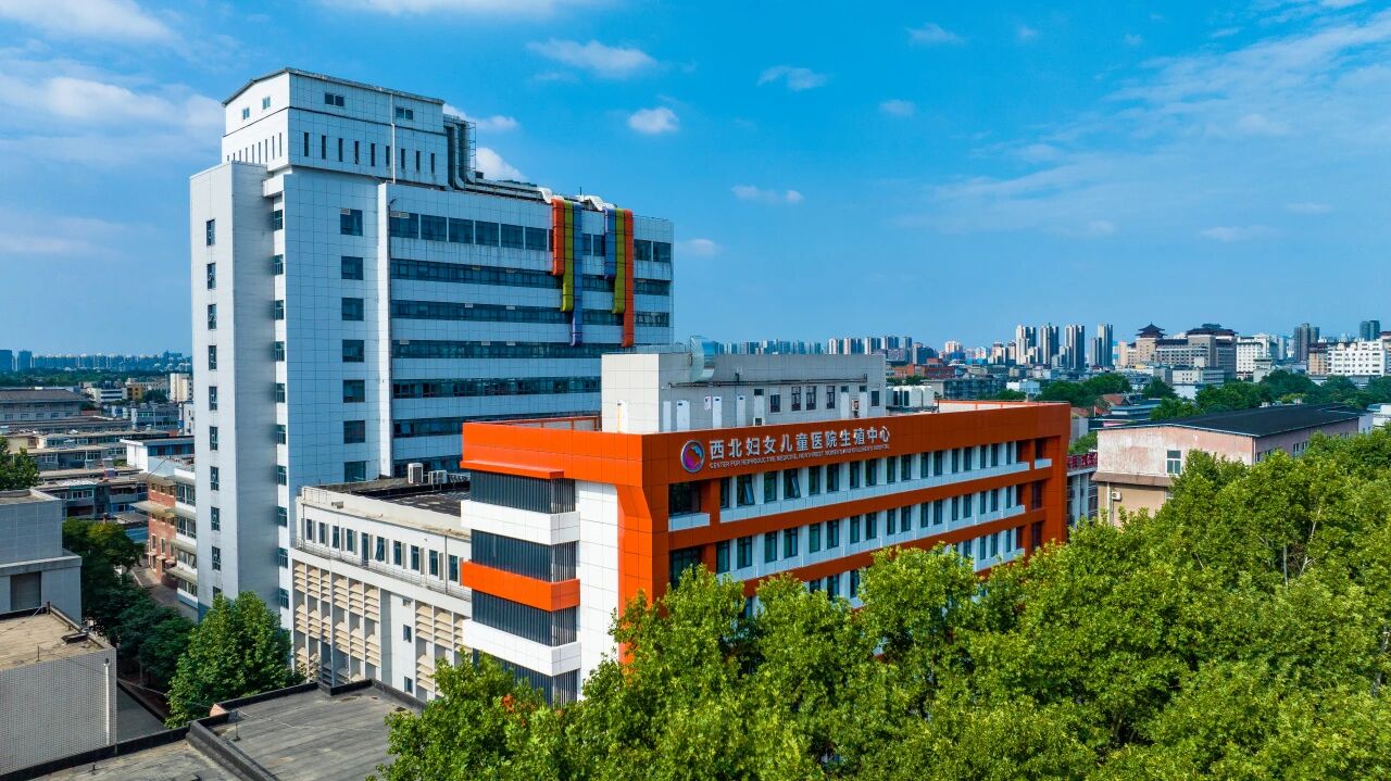 我的孩子,正睡在零下 196 度的「冰箱」里