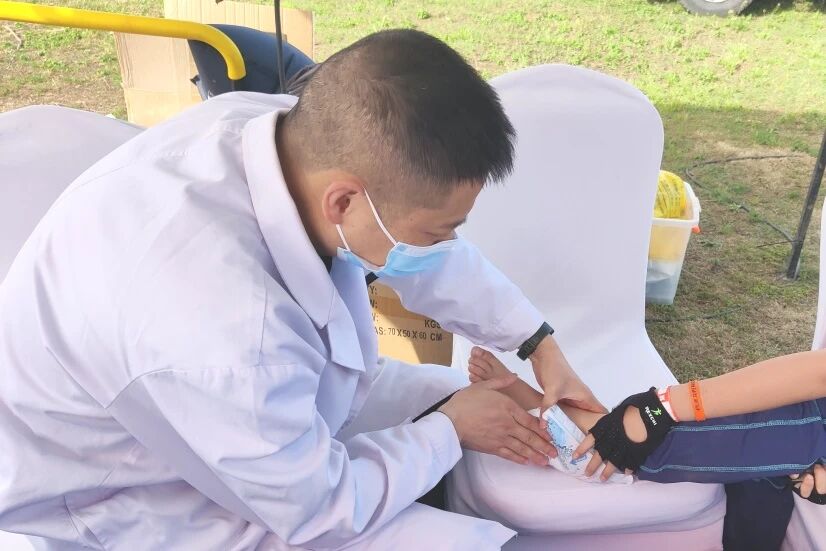 2025 新华公益纪实：以温暖之名，守护一座城的健康脉搏