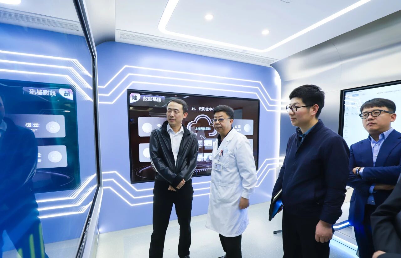 从「AI 诊室」到「脑机接口」：上海天佑医院打造智慧医疗新范式