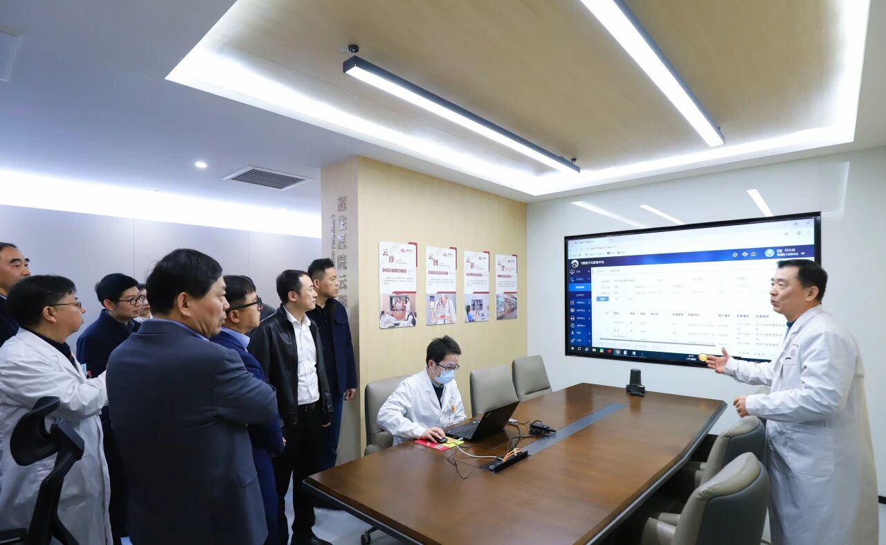 从「AI 诊室」到「脑机接口」：上海天佑医院打造智慧医疗新范式