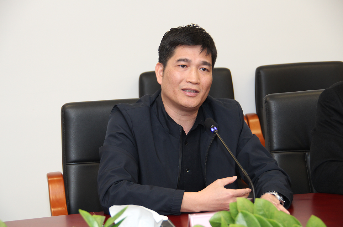 珠江医院三水医院召开派驻挂职干部座谈会，总结成果表彰先进