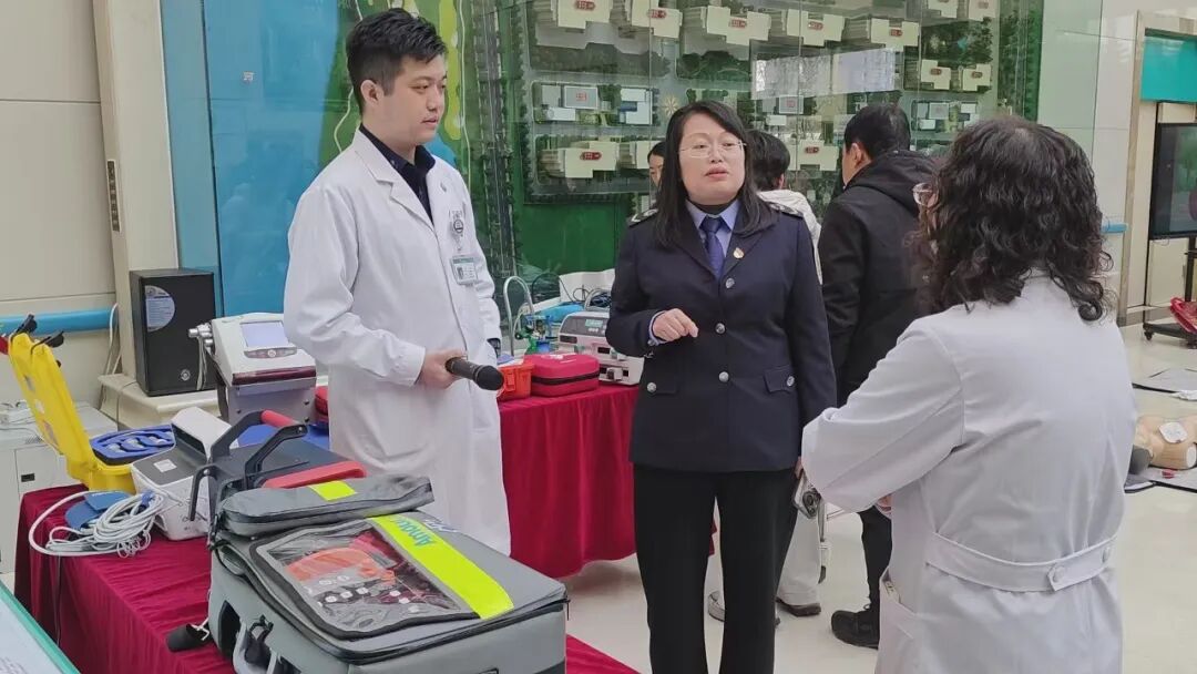 关爱生命 「救」在身边|燕达医院举办「国家急救日」倡议活动暨 120 急救科普大课堂公益活动