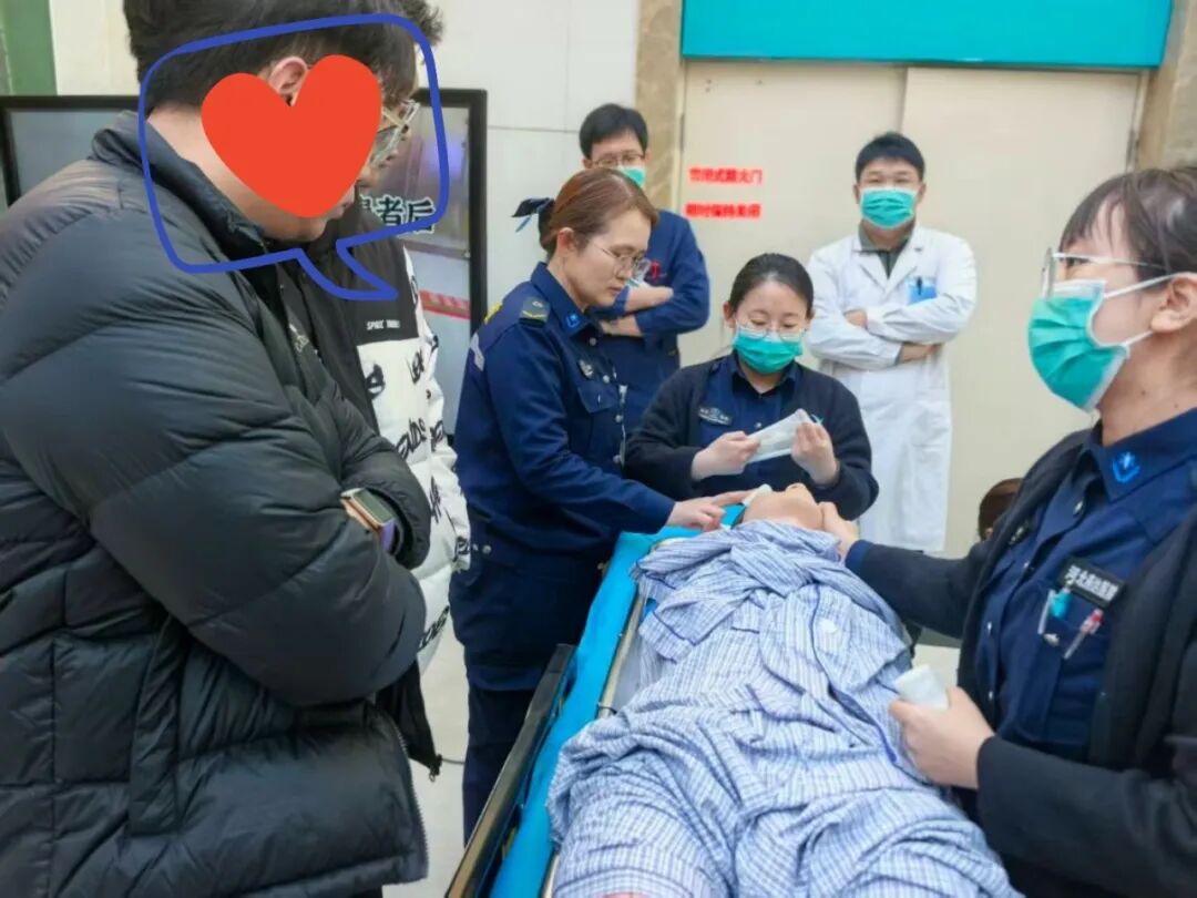 关爱生命 「救」在身边|燕达医院举办「国家急救日」倡议活动暨 120 急救科普大课堂公益活动