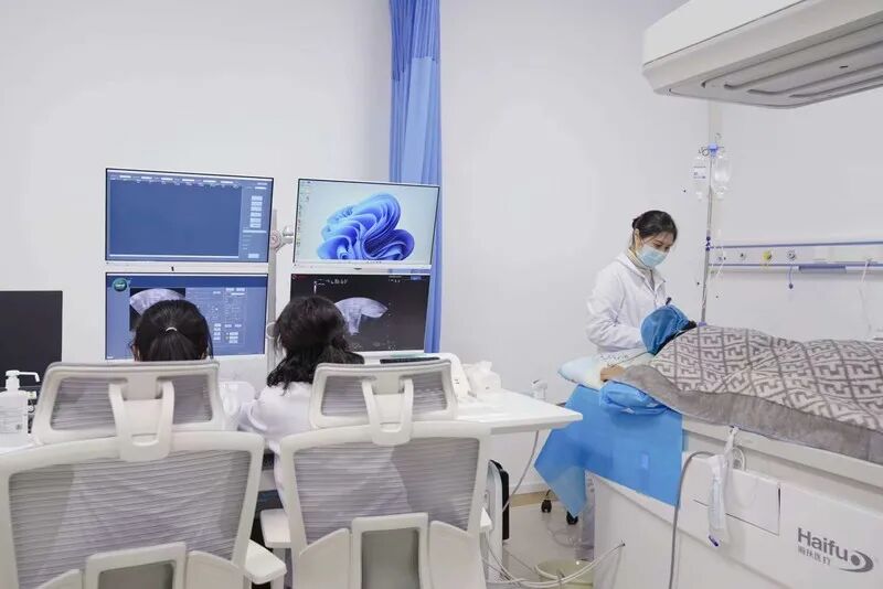 眉山市首台！仁寿县人民医院海扶微无创治疗中心正式启用并成功开展首例无创手术