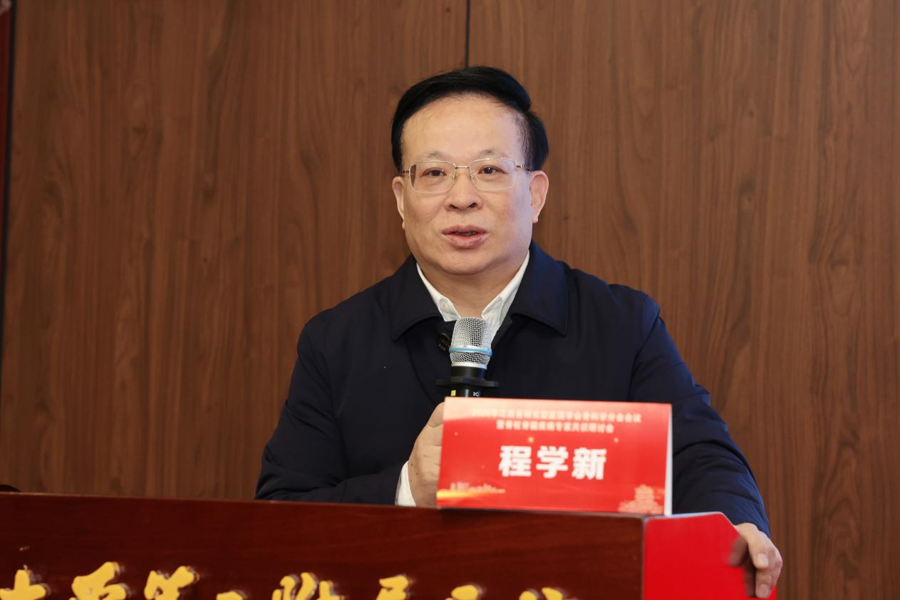 精研脊柱，共识引领 南大二附院骨科牵头制定两项脊柱脊髓疾病中国专家共识