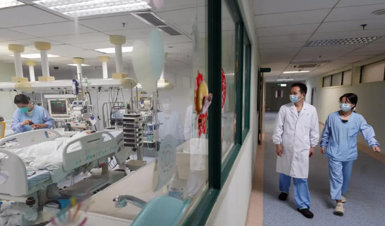 「暴心」突袭，孩子心脏濒临崩溃！他们奔波 400 公里救娃